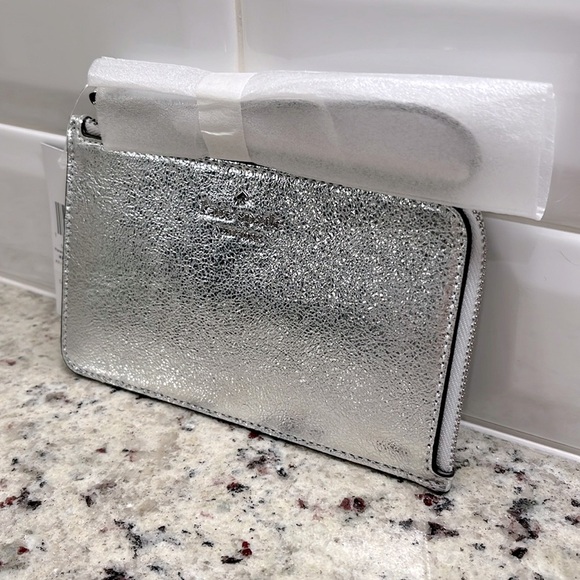 Kate Spade Metallic Leather Wristlet NWT - Picture 3 of 7